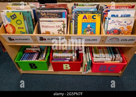 Die Stavros Niarchos Foundation Library (SNFL) befindet sich an der 455 Fifth Avenue, NYC, USA Stockfoto