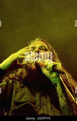 Mailand Italien 03 May 2000 : Pantera, Live-Konzert im Forum von Assago, der Sänger von Pantera, Phil Anselmo , während des Konzerts Stockfoto