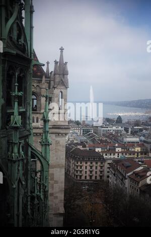 Blick auf den Genfer See, von St. Kathedrale von Pierre, Genf, Schweiz Stockfoto