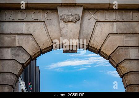 HANNOVER, DEUTSCHLAND. 19. JUNI 2021 Marstall Tor zum Marstalltorbogen Stockfoto