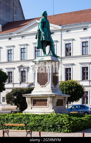 Statue von Istvan Szechenyi, errichtet 1897 in Szechenyi ter, Sopron, Ungarn Stockfoto