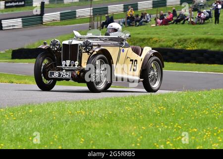 Andy King, MG PB Cream Cracker, Triple-M Register Race for Pre-war MG’s, VSCC, Shuttleworth Nuffield und Len Thompson Trophies Race Meeting, Cadwell P Stockfoto