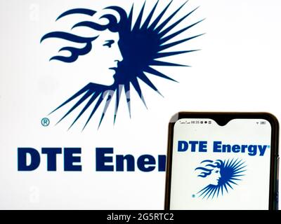 Ukraine. Juni 2021. In dieser Abbildung wird ein Logo von DTE Energy Co. Auf einem Smartphone angezeigt. Kredit: Igor Golovniov/SOPA Images/ZUMA Wire/Alamy Live Nachrichten Stockfoto