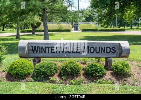 Winterville Mounds einer der größten indianischen Hügel in den Vereinigten Staaten in der Nähe von Greenville, Mississippi, USA. Stockfoto
