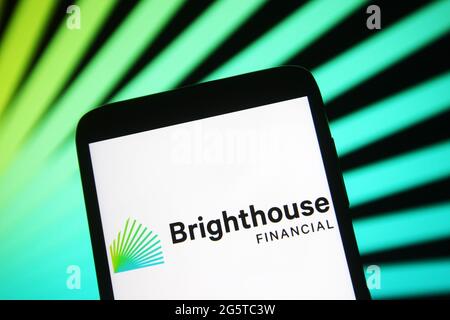 Ukraine. Juni 2021. In dieser Abbildung ist das Brighthouse Financial Logo auf einem Smartphone-Bildschirm zu sehen. (Foto von Pavlo Gonchar/SOPA Images/Sipa USA) Quelle: SIPA USA/Alamy Live News Stockfoto