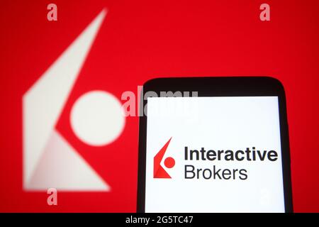 Ukraine. Juni 2021. In dieser Abbildung ist das Interactive Brokers-Logo auf einem Smartphone-Bildschirm zu sehen. (Foto von Pavlo Gonchar/SOPA Images/Sipa USA) Quelle: SIPA USA/Alamy Live News Stockfoto