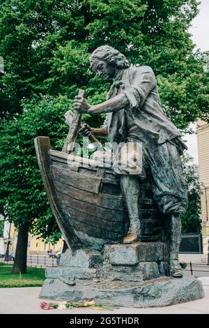 Denkmal "Kaiser Peter der erste baut ein Schiff". Stockfoto