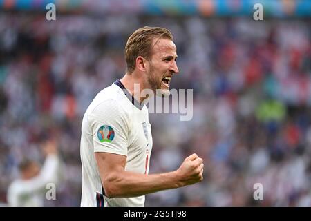 London, UK, 29/06/2021, Jubilation Harry KANE (eng) Runde von 16, Spiel M44, England (eng) - Deutschland (GER), am 29. Juni 2021 in London/Großbritannien. Fußball EM 2020 von 06/11/2021 bis 07/11/2021. vÇ¬ Stockfoto