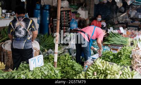 Klong Toey Market Wet Market Bangkok Thailand größter Lebensmittelverteiler in Südostasien Stockfoto