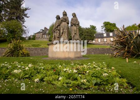 Die Statuen des Glaubens, der Hoffnung und der Nächstenliebe in Inverness, Schottland, Großbritannien Stockfoto