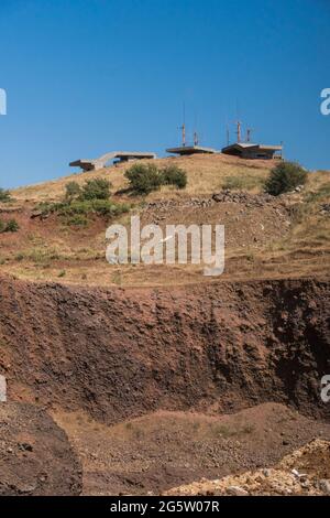 Golan Heights, Israel. Eine verlassene Militärfestung in der Nähe eines Freiluftbruchs auf dem 120 km langen Golan Trail. Stockfoto