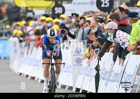 Der Däne Michael Morkov von Deceuninck - Quick-Step überquert die Ziellinie bei der fünften Etappe der 108. Ausgabe des Radrennens der Tour de France, A Stockfoto