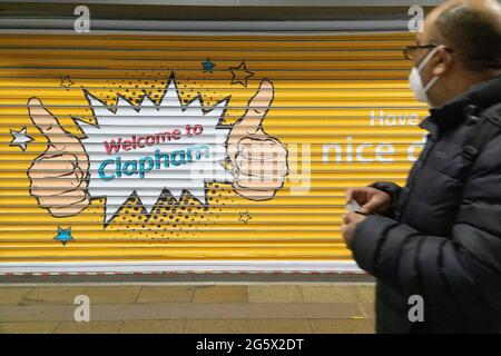 Clapham Junction, London, 30. Juni 2021: Einwegsysteme, soziale Distanzierung und Gesichtsmasken sind nach dem „Freedom Day“ am 19. Juli möglicherweise nicht obligatorisch Anna Watson/Alamy Live News Stockfoto