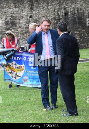 London, Großbritannien. Juni 2021. Martin Goss ist Liberaldemokraten und nimmt am 30. Juni 2021 an der National Covid Memorial Wall, Lambeth Palace, London, Teil, an der #Silent4, die die Regierung während der Pandemie verlassen hat. Kredit: Picture Capital/Alamy Live Nachrichten Stockfoto