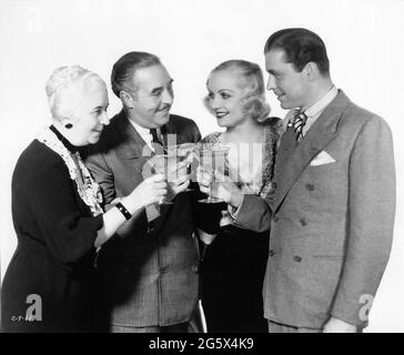 LOUISE Closser Hale WALTER CONNOLLY CAROLE LOMBARD und LYLE TALBOT in NO MORE ORCHIDS 1932 Regie WALTER LANG Geschichte Grace Perkins Adaption Keene Thompson Drehbuch Gertrude Purcell Kinematographie Joseph H. August Kostümdesign Robert Kalloch Columbia Picters Stockfoto