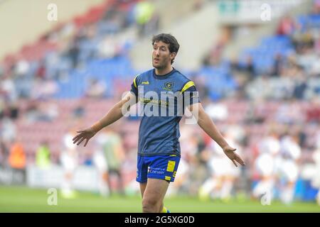 Wigan, Großbritannien. 30. Juni 2021. Stefan Ratchford (1) von Warrington Wolves beim Aufwärmen in Wigan, Großbritannien am 6/30/2021. (Foto von Simon Whitehead/ SW Foto/News Images/Sipa USA) Quelle: SIPA USA/Alamy Live News Stockfoto