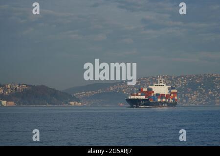 MT, Tankschiff, Schiff, Segeln am Bosporus Stockfoto