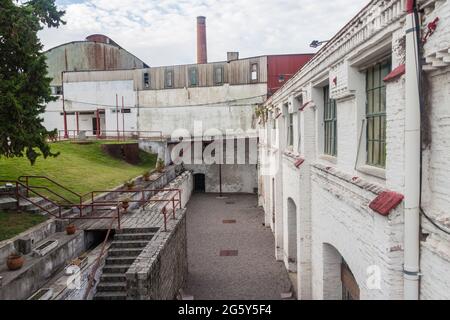 FRAY BENTOS, URUGUAY - 18. FEB 2015: Ehemalige Fleischfabrik, jetzt Museum der industriellen Revolution. Stockfoto