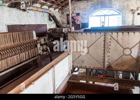 FRAY BENTOS, URUGUAY - 18. FEB 2015: Das Innere einer ehemaligen Fleischfabrik, heute Museum der industriellen Revolution. Stockfoto