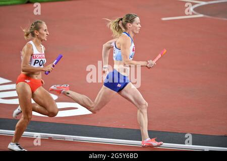 Alexandra Gaworska (Polen) und Eilidh Doyle (Großbritannien) – Frauen mit 4x400 Staffelstaffel – IAAF-Weltmeisterschaften – London 2017 Stockfoto