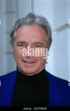 Maurice Jarre, französischer Filmmusik-Komponist, Vater des Musikers Jean Michel Jarre, Portrait 1992. Maurice Jarre, französischer Komponist von Filmmusik, Vater des Musikers Jean Michael Jarre, Portrait 1992. Stockfoto