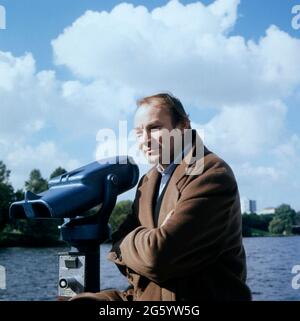 Klaus Maria Brandauer, Österreichischer Schauspieler, Filmschauspieler, Theaterdarsteller, Ensemblegeglied und Regisseur am Wiener Burgtheater, hier 1988. Österreichischer Schauspieler, Filmschauspieler, Ensemblemitglied und Regisseur am Wiener Burgtheater, hier 1988. Stockfoto