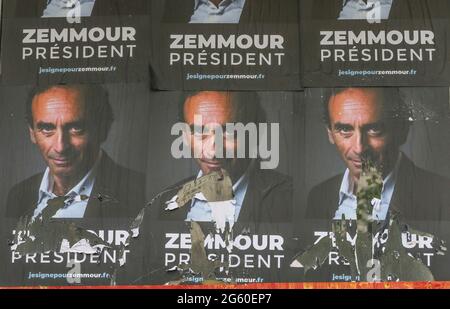 PLAKATKAMPAGNE ZEMMOUR PRÄSIDENT IN PARIS Stockfoto