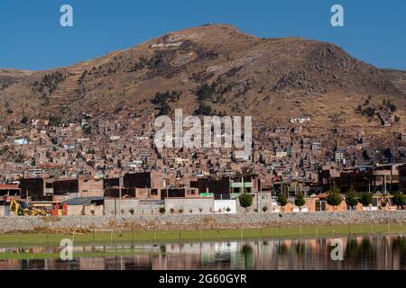 Puno, Peru' - august 2009 - Panoramablick auf die Stadt Puno Titicaca Perusee' Stockfoto