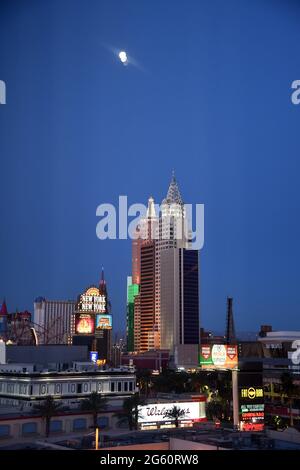 Las Vegas /Nevada /USA/k 01 June 2018 am frühen Morgen sehen Sie die Geschäfte und Casinos von Las Vegas auf dem Las Vegas Boulevard. . (Foto.Francis Dean Stockfoto