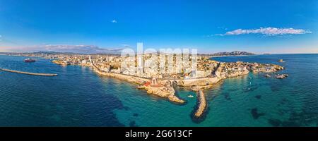 Frankreich, Bouches du Rhone, Marseille, Gesamtansicht vom Vallon des Auffes (Luftaufnahme) Stockfoto
