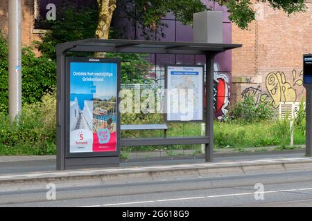 Straßenbahnhaltestelle Middenweg Street Bei Amsterdam The Netherlands 27-6-2021 Stockfoto