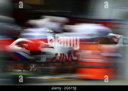 Spielberg, Osterreich. Juli 2021. Haas Mechanics Training Formel 1 Weltmeisterschaft 2021, Österreichischer GP 1-4. Juli 2021 Quelle: Independent Photo Agency/Alamy Live News Stockfoto