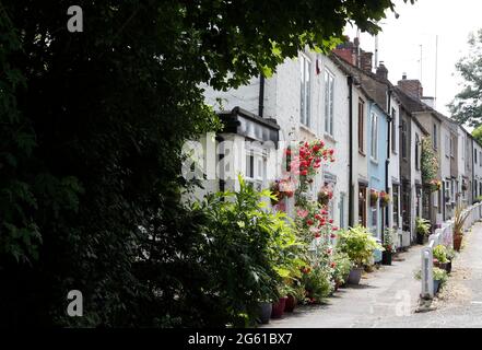 Swannington, Leicestershire, Großbritannien. Juli 2021. Ein allgemeiner Blick auf Reihenhäuser. Swannington ist ein ehemaliges Bergbaudorf zwischen Coalville Stockfoto