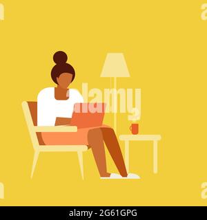 Illustration einer jungen Frau, die zu Hause an ihrem Laptop arbeitet Stock Vektor