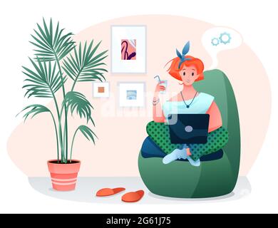 Freiberufliche Heimarbeit flache Vektor-Illustration, Cartoon Frau Freiberufler Charakter arbeitet online mit Laptop in heimischen Sessel isoliert auf weiß Stock Vektor