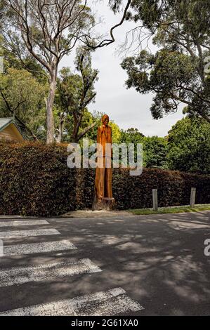 Skyhog Mt Dandenong. 26 Observatory Rd, Mount Dandenong VIC 3767. Australien. 3. Januar 2014. Ein Erholungspark mit Skulpturen, Blumen, Pfaden und b Stockfoto