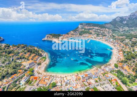 Luftaufnahme von Porte de Soller, Insel Mallorca, Spanien Stockfoto