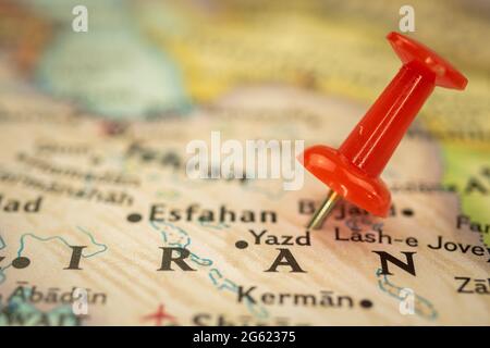 Ort Iran, Reisekarte mit Stecknadelpunkt-Markierung Nahaufnahme, Asia Journey Concept Stockfoto