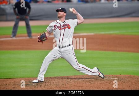 Atlanta, GA, USA. Juli 2021. Atlanta Braves Pitcher will Smith liefert während des neunten Innings eines MLB-Spiels gegen die New York Mets im Truist Park in Atlanta, GA, einen Pitch ab. Austin McAfee/CSM/Alamy Live News Stockfoto