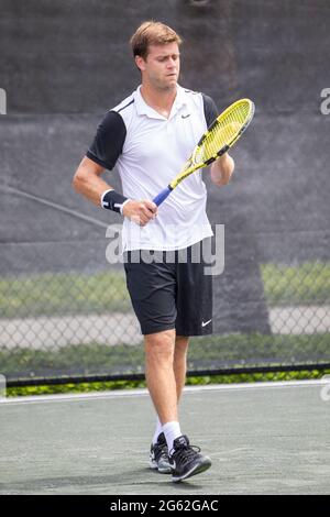 Tennisspieler Ryan Harrison spielt am 1. Juli 2021 beim Midtown Athletic Club Tennisturnier in Weston Florida Stockfoto