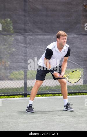 Tennisspieler Ryan Harrison spielt am 1. Juli 2021 beim Midtown Athletic Club Tennisturnier in Weston Florida Stockfoto