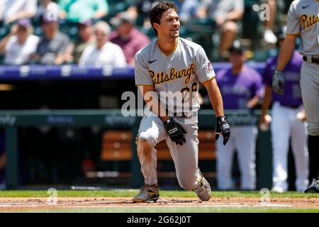 Pittsburgh Pirates Second Basemen Adam Frazier (26) reagiert während eines MLB-Spiels in der regulären Saison gegen die Colorado Rockies, Mittwoch, 29. Juni 2021 in Stockfoto