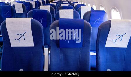 Indigo Airbus 320-200 bietet effiziente Sitzplätze für 180 Passagiere. Die Fluggesellschaft verfügt nur über eine Economy-Klasse und keine Business- oder First-Klasse. Stockfoto