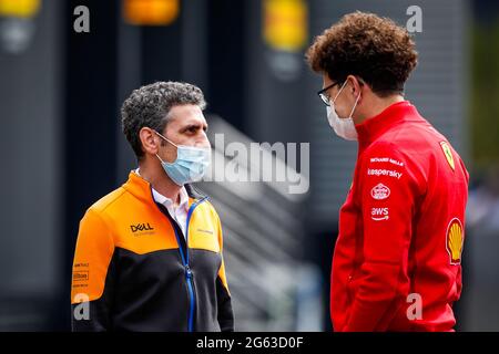 Spielberg, Österreich. Juli 2021. STELLA Andrea (ita), Racing Director von McLaren Racing, BINOTTO Mattia (ita), Managing Director der Scuderia Ferrari, Portrait während des Formel 1 Grosser Preis von Osterreich 2021, 2021 großer Preis von Österreich, 9. Lauf der FIA Formel 1 Weltmeisterschaft 2021 vom 2. Bis 4. Juli, 2021 auf dem Red Bull Ring, in Spielberg, Österreich - Foto Florent Gooden/DPPI Credit: Independent Photo Agency/Alamy Live News Stockfoto