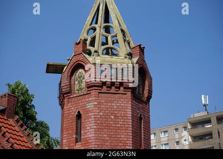 Beamtentor (Offizielles Tor in der Brunnenstraße, Berlin) Stockfoto