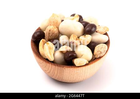 Eine Holzschale gefüllt mit einem gesunden Trail Mix Stockfoto