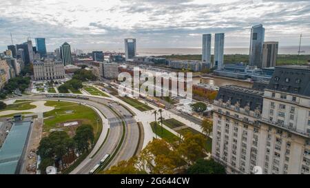 Luftaufnahme von Puerto Madero in Buenos Aires - Argentinien. Stockfoto