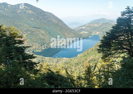 Lago Tilquilco See im Nationalpark Huerquehue, Chile Stockfoto