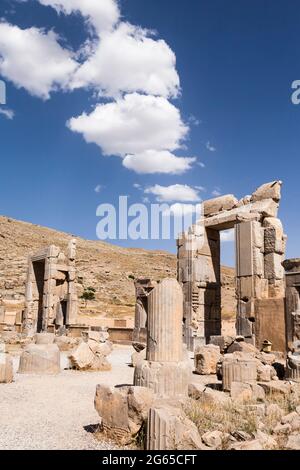 Persepolis, Saal mit hundert Säulen, Palast, 100 Säulen, Hauptstadt des Achämeniden-Reiches, Fars-Provinz, Iran, Persien, Westasien, Asien Stockfoto