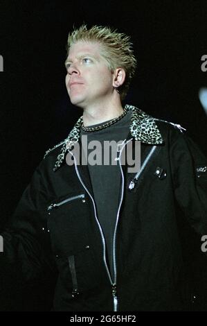 Imola Italy 17/06/2001, Live-Konzert der Nachkommen beim Heineken Jammin' Festival : Dexter Holland während des Konzerts Stockfoto